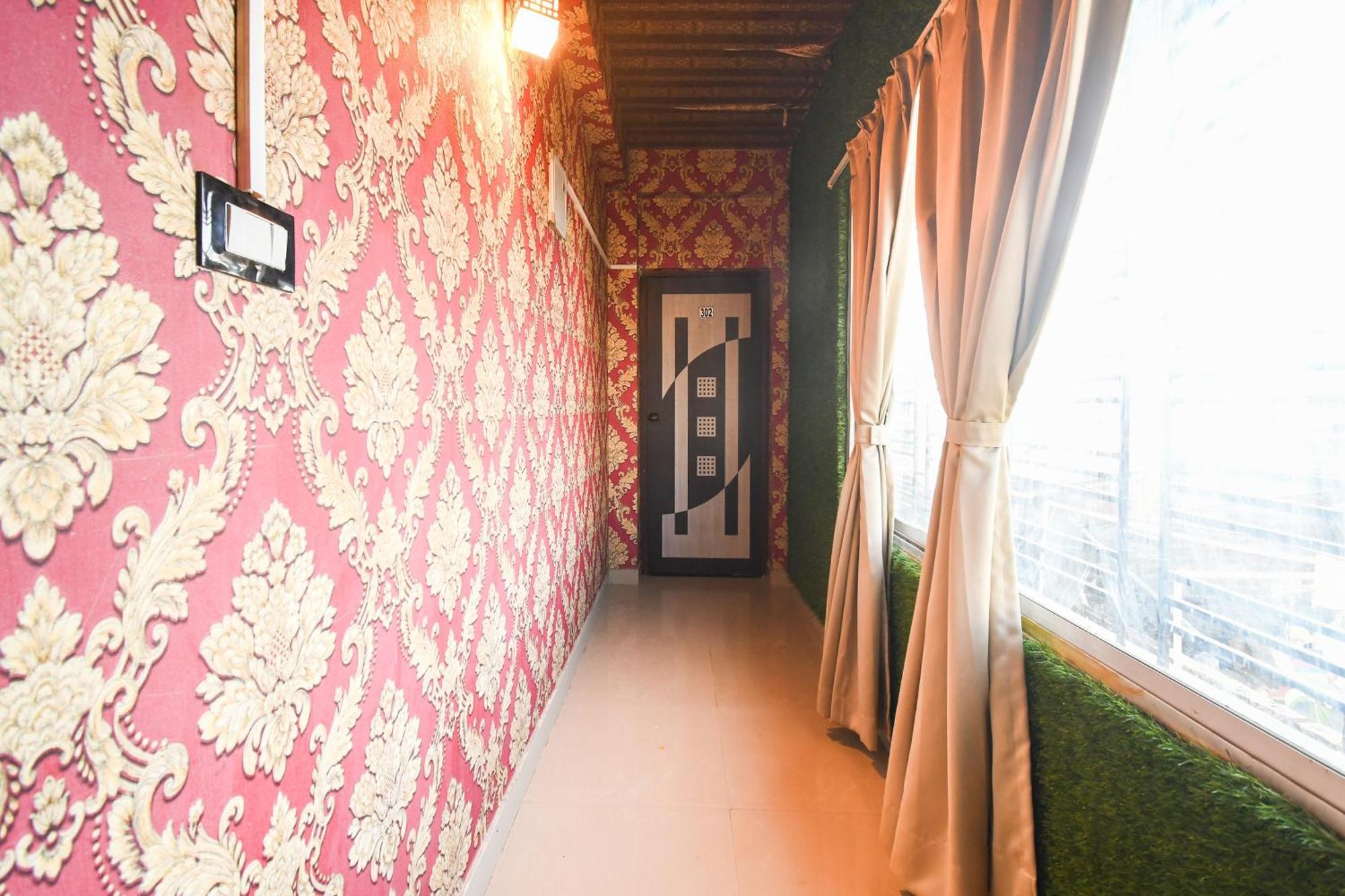 Super Hotel O Champasari Siliguri Formerly Four Fox Suits Panchanai Dış mekan fotoğraf