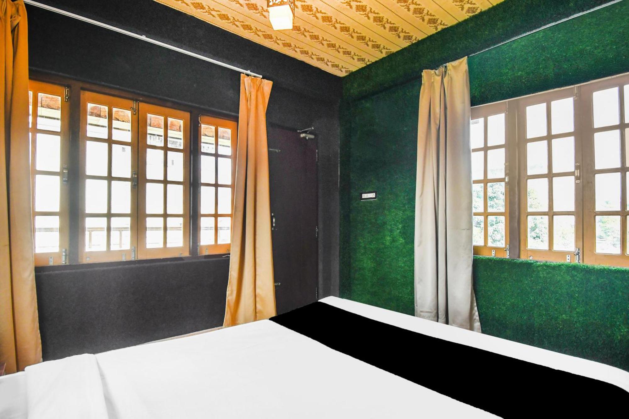 Super Hotel O Champasari Siliguri Formerly Four Fox Suits Panchanai Dış mekan fotoğraf