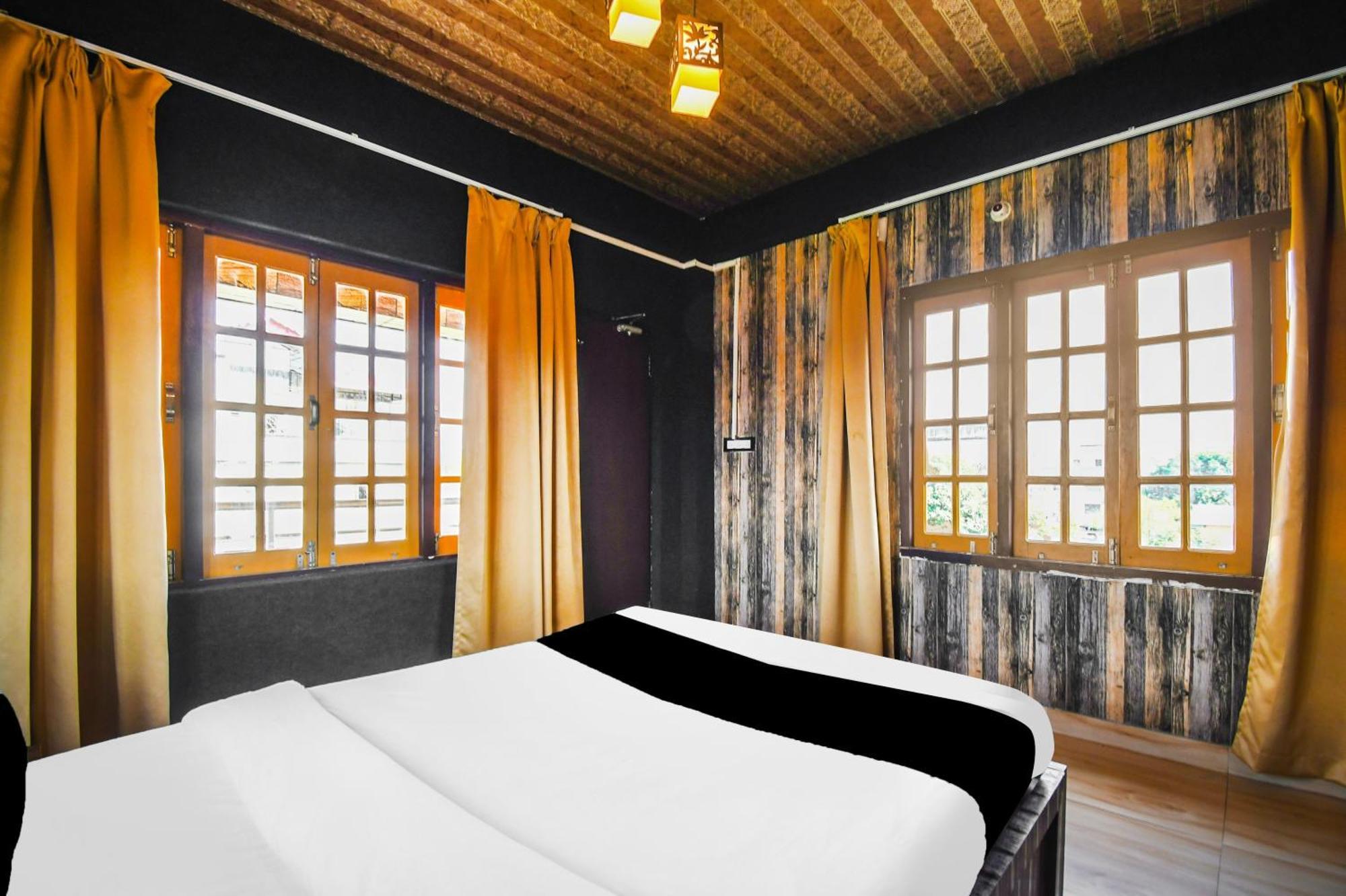Super Hotel O Champasari Siliguri Formerly Four Fox Suits Panchanai Dış mekan fotoğraf