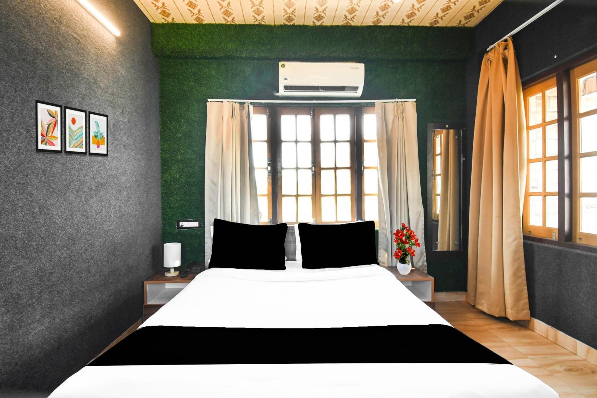 Super Hotel O Champasari Siliguri Formerly Four Fox Suits Panchanai Dış mekan fotoğraf